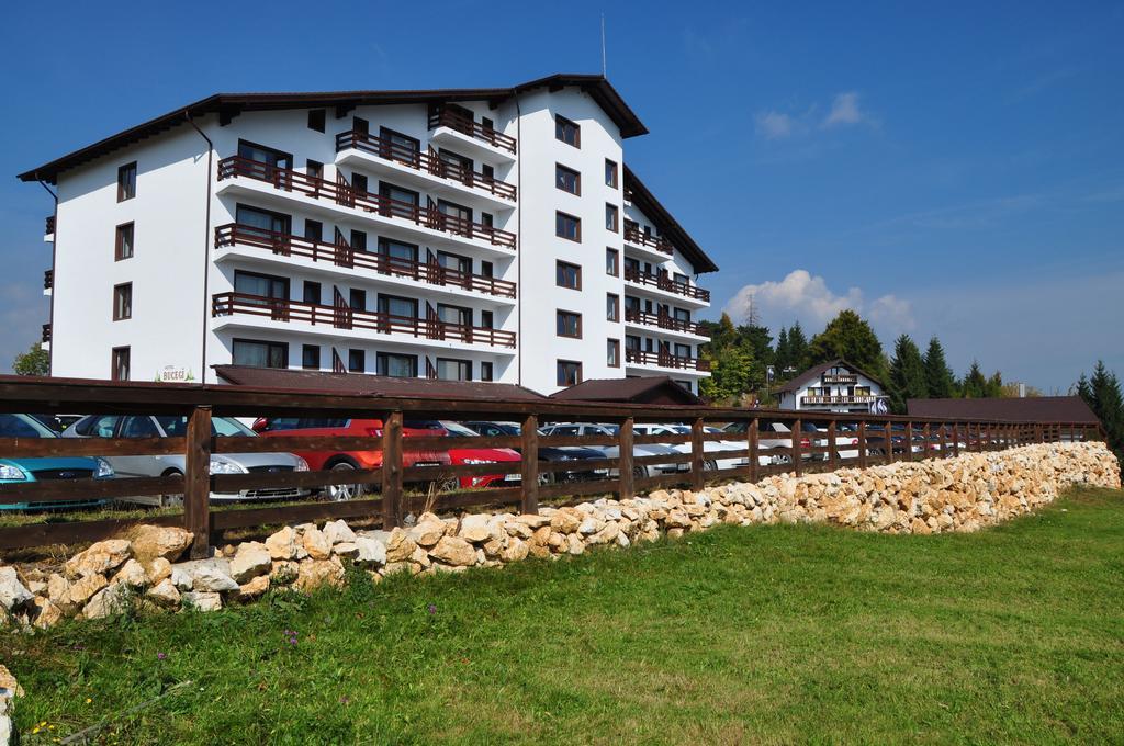 Cheile Gradistei Fundata Resort Exterior photo