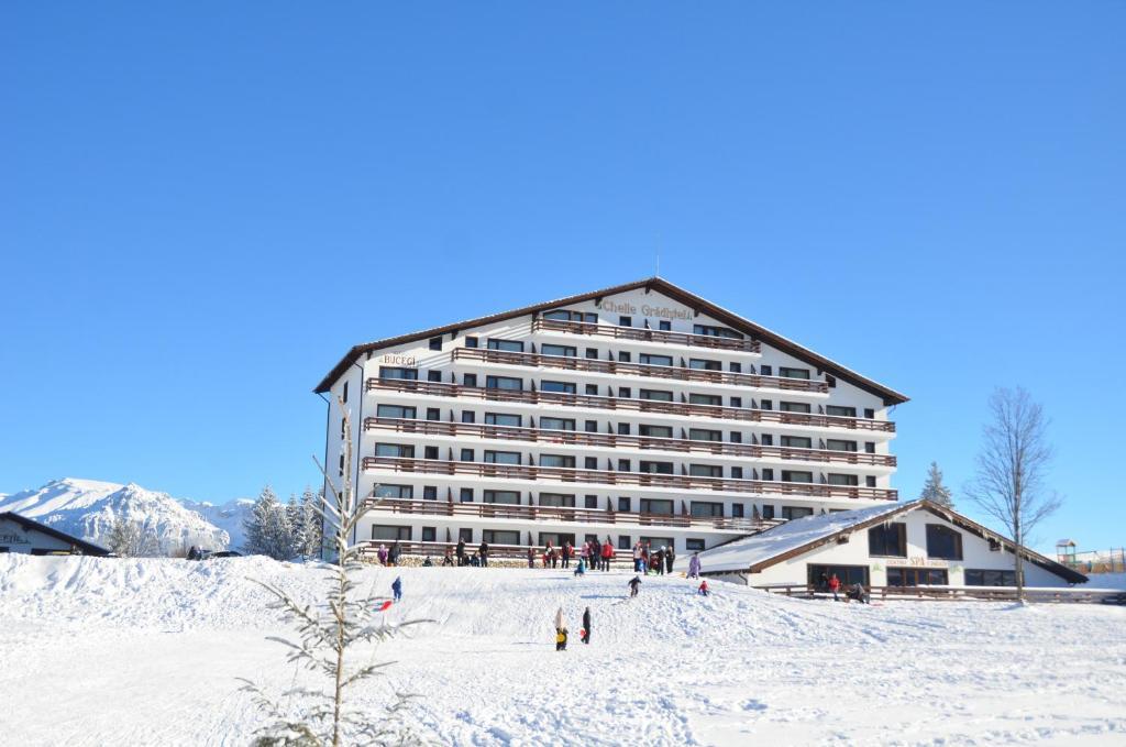 Cheile Gradistei Fundata Resort Exterior photo