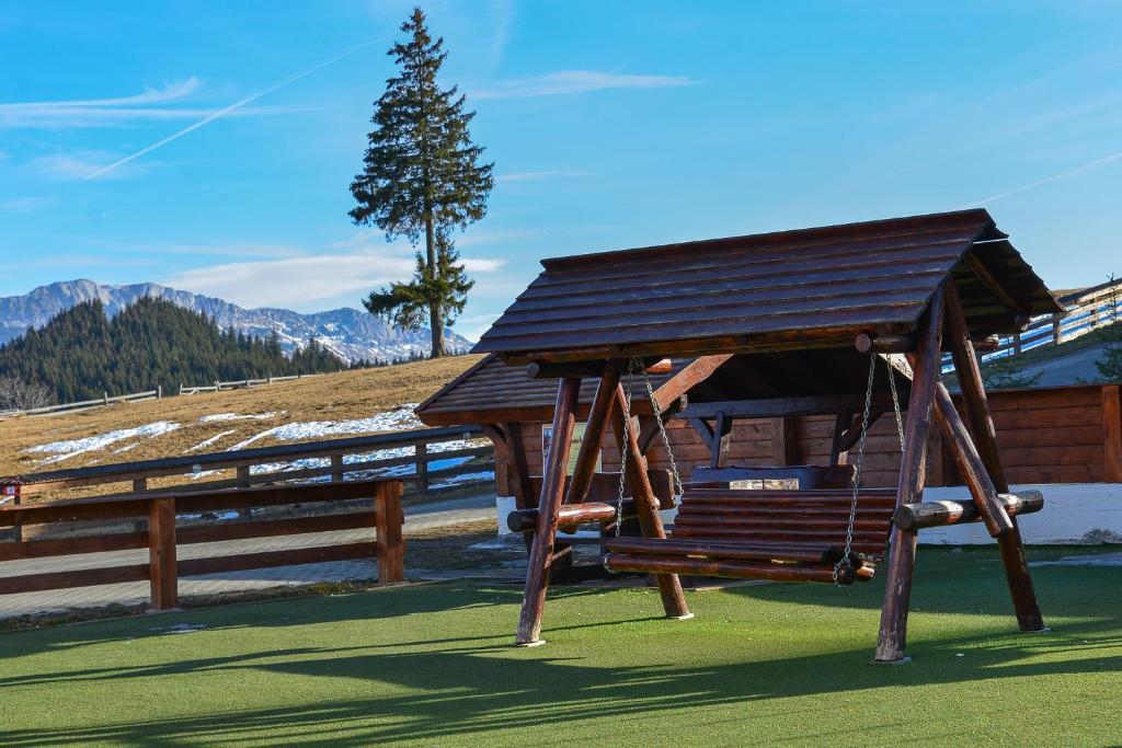 Cheile Gradistei Fundata Resort Exterior photo